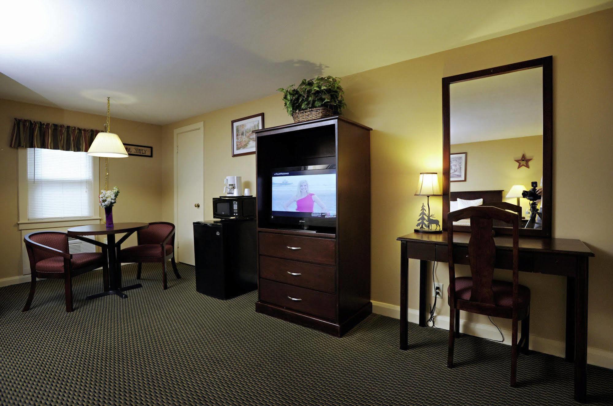 Mt. Madison Inn & Suites Gorham Εξωτερικό φωτογραφία