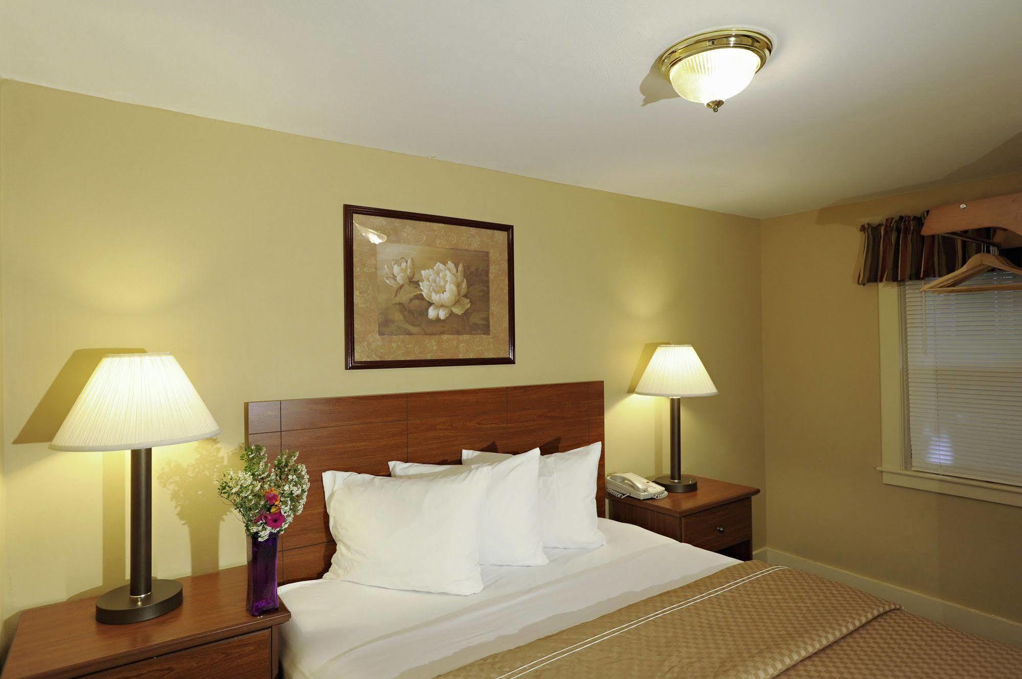 Mt. Madison Inn & Suites Gorham Εξωτερικό φωτογραφία