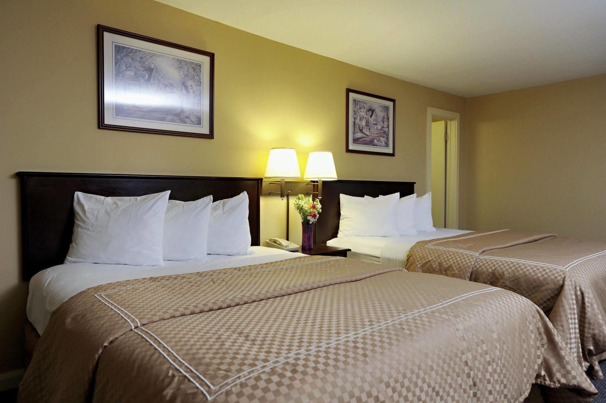 Mt. Madison Inn & Suites Gorham Εξωτερικό φωτογραφία